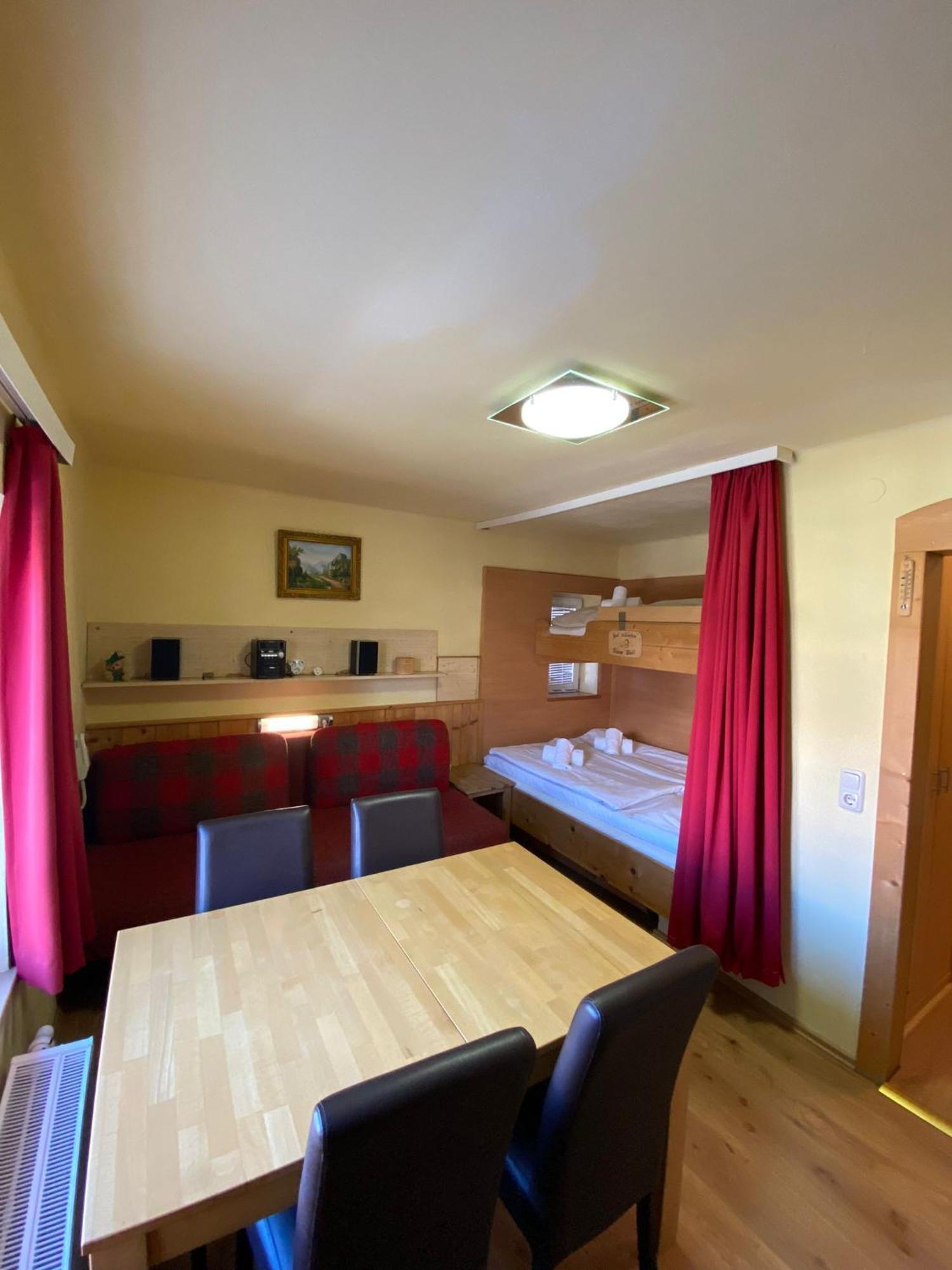 Apartment Thompson By Four Seasons Apartments Kaprun Exteriör bild